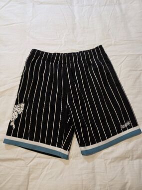 Welcome Black Pinstripe Men’s Athletic Shorts with Teal Trim Size Medium